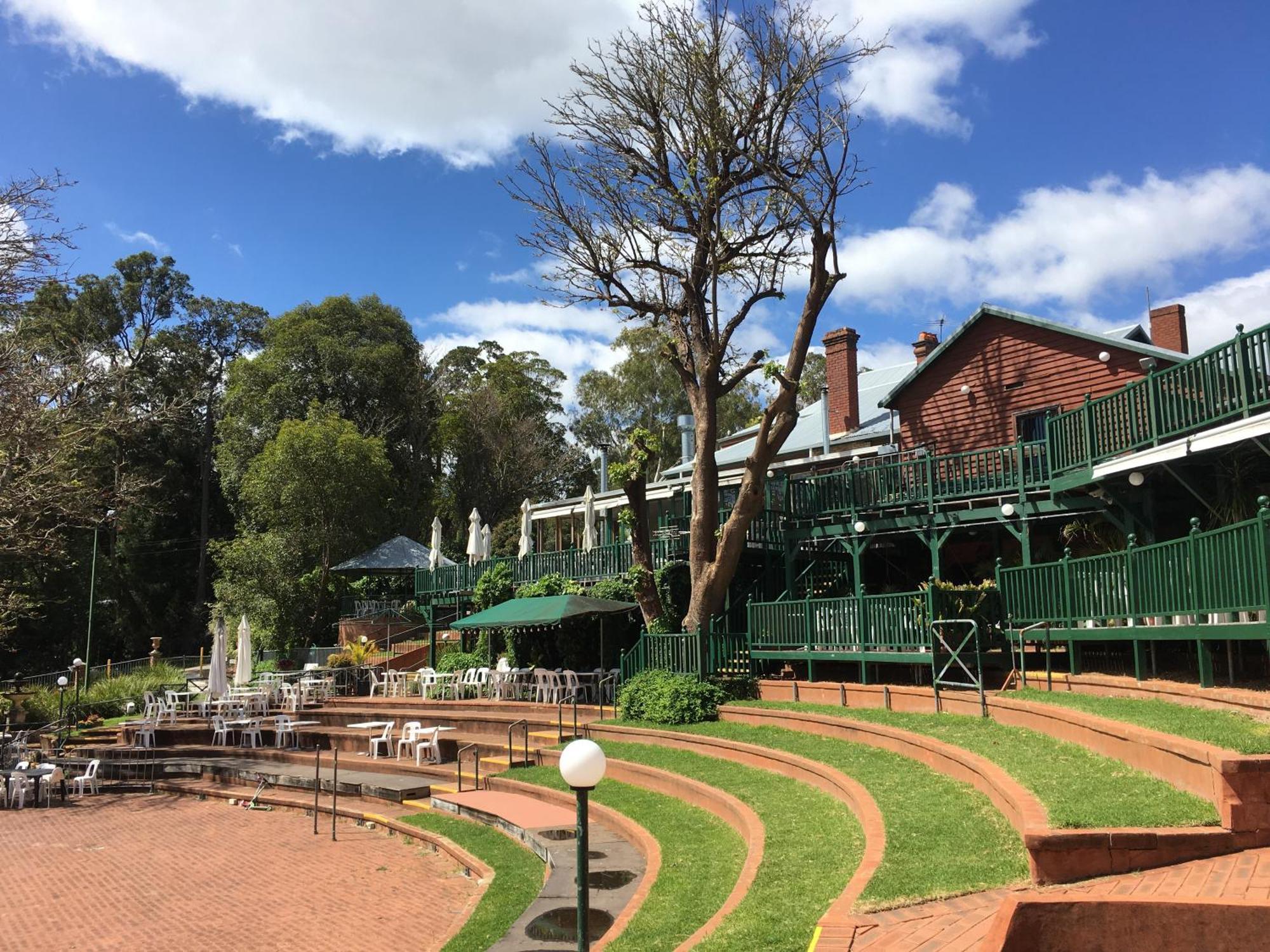 Mundaring Weir Hotel Esterno foto
